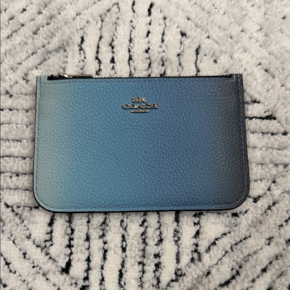 Rare Coach Ombré Zip Card Wallet - 68004